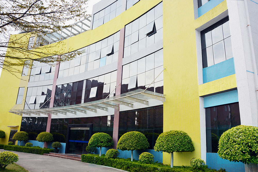 紐斯葆廣賽光伏發(fā)電倡導(dǎo)低碳環(huán)保，為綠色工廠再創(chuàng)標(biāo)桿